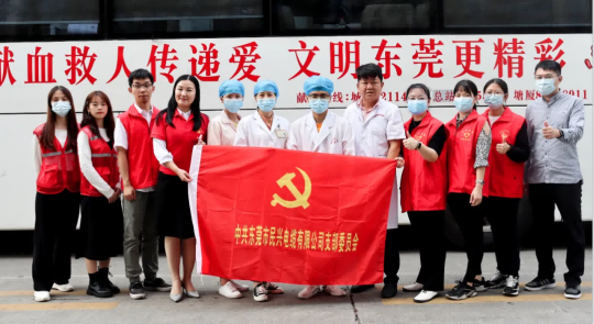热血奉献，爱心永恒 | 冰球突破人踊跃参与无偿献血活动